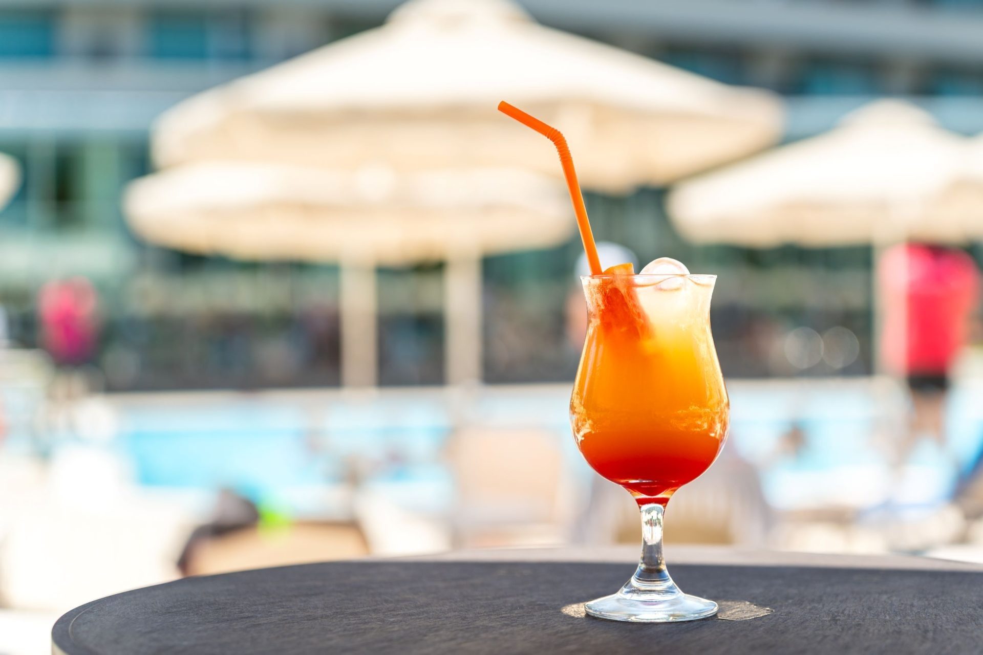 Pool Bar